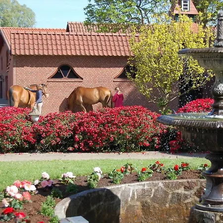 Hof Kirchhorst 호텔 *