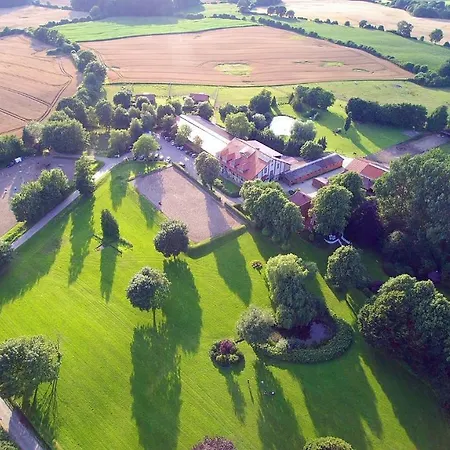 Hof Kirchhorst Отель